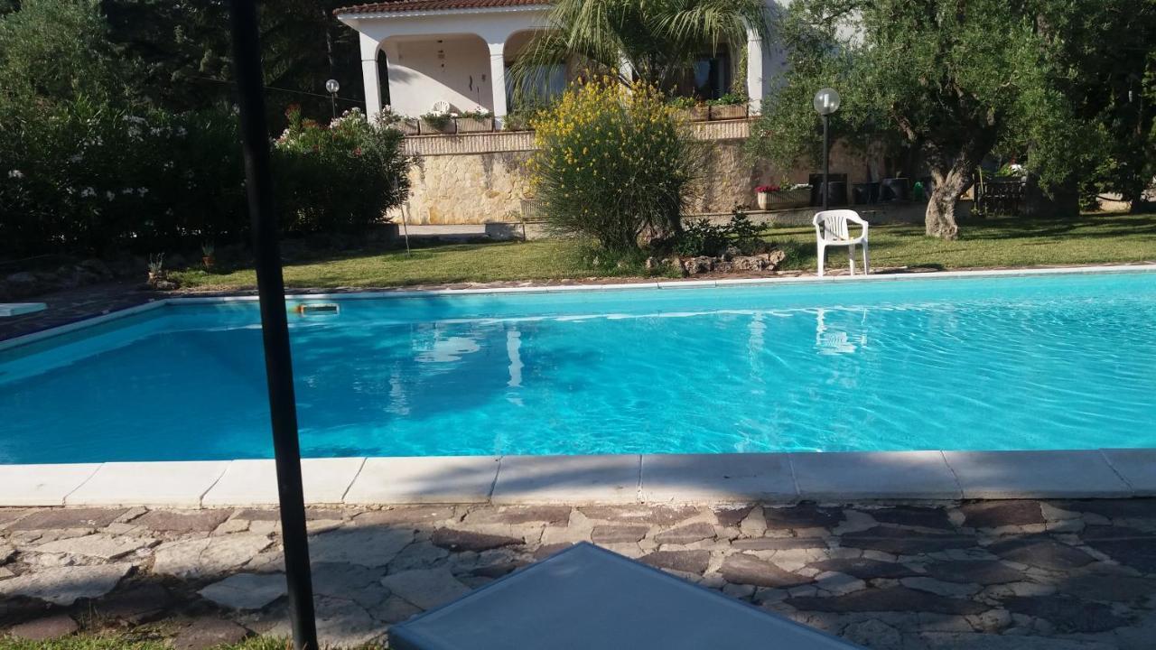 Bed and Breakfast La Ginestra Trani Exterior foto