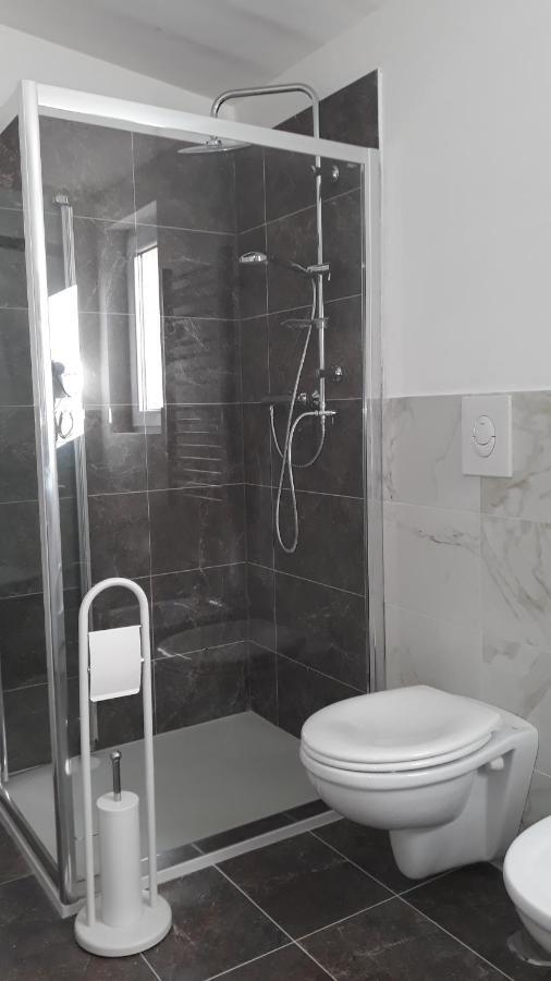 Bed and Breakfast La Ginestra Trani Exterior foto