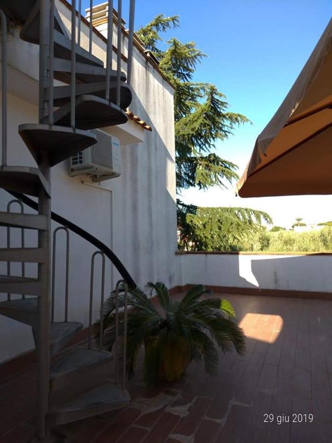 Bed and Breakfast La Ginestra Trani Exterior foto
